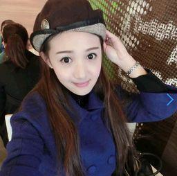 山东大学校花吃瓜视频,校园生活瞬间曝光