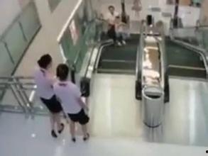 吃瓜奇葩电梯视频,吃瓜群众意外发现惊人一幕