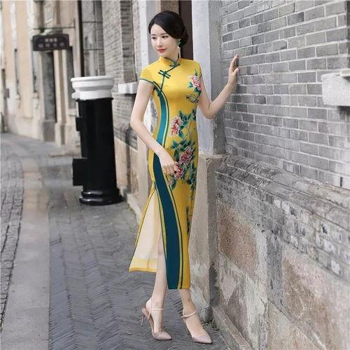 穿旗袍的人吃瓜视频,传统与现代的时尚碰撞