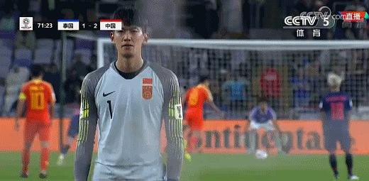 门将吃瓜事件视频在线观看,一场足球场上的意外“瓜”事