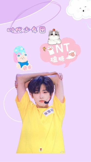 小男孩搞笑吃瓜视频,小男孩搞笑吃瓜，萌态十足引网友爆笑