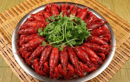 吃瓜和小龙虾的故事视频,一场美食与娱乐的跨界盛宴