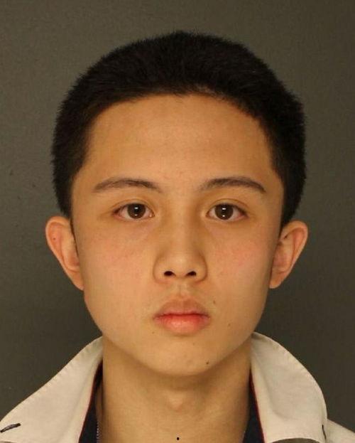 赵一鸣吃瓜原视频搞笑,笑料百出，欢乐无限！