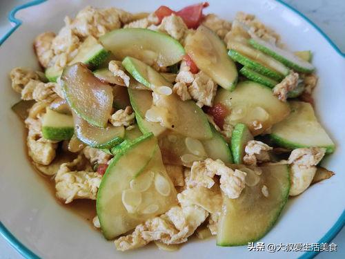 吃葫芦瓜炒鸡蛋做法视频,葫芦瓜炒鸡蛋，营养满分快手菜