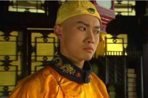 乾隆吃瓜后的故事视频播放,一段宫廷趣闻的视觉重现