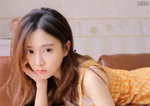 主播们吃瓜大树视频,揭秘网红主播吃瓜大树视频背后的故事